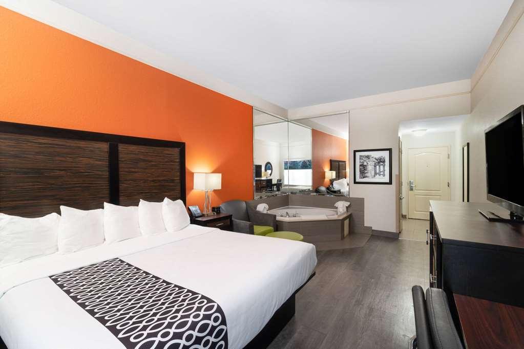 La Quinta By Wyndham Prattville Room photo